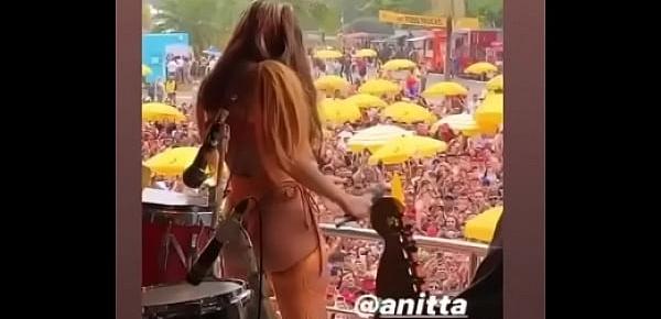  Anitta rebolando rabao no carnaval